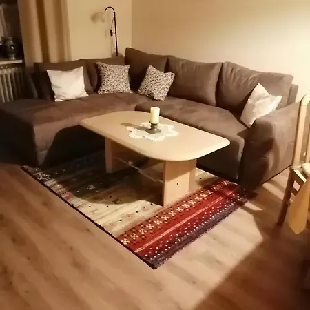 Stilla Traurig Apartment