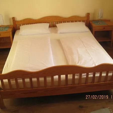 Stilla Traurig Apartment *