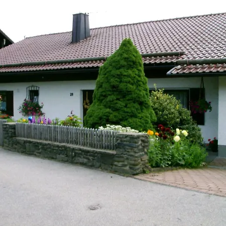 Stilla Traurig Appartement Arrach